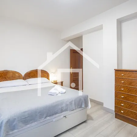 Atico Quintana Ii - Con Terraza, En El Centro Con Wifi Y Garaje *