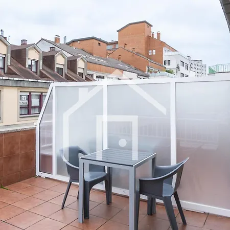 Atico Quintana Ii - Con Terraza, En El Centro Con Wifi Y Garaje Apartmán