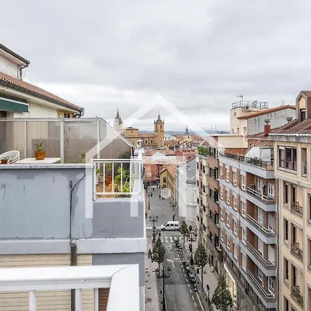 Atico Quintana Ii - Con Terraza, En El Centro Con Wifi Y Garaje Oviedo